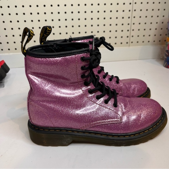 Dr. Martens | 1460 8-Eye Glitter Boot - Picture 4 of 10